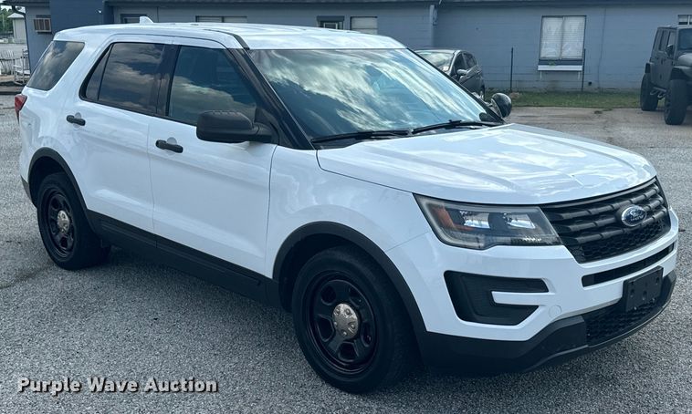 image for item DX0586 2017 Ford Police Interceptor SUV