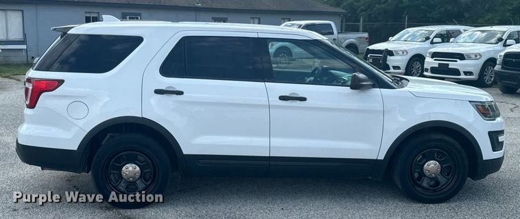 image for item DX0586 2017 Ford Police Interceptor SUV