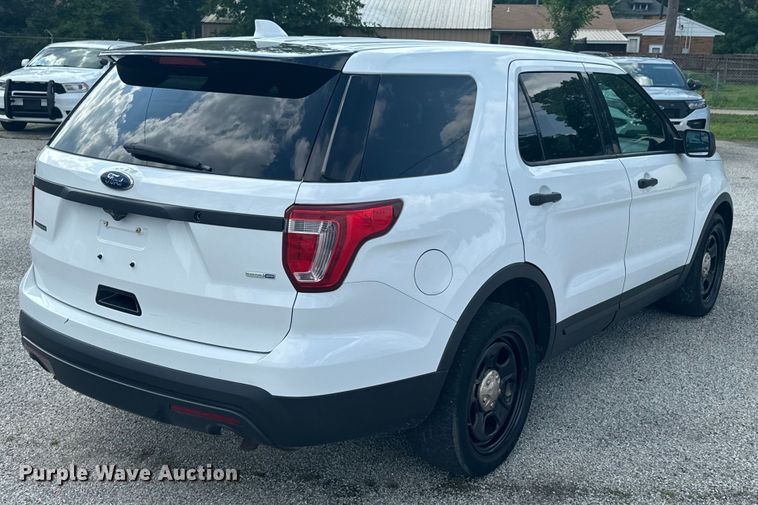 image for item DX0586 2017 Ford Police Interceptor SUV