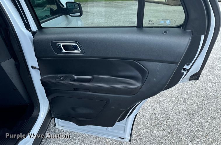 image for item DX0586 2017 Ford Police Interceptor SUV