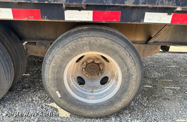 image for item DX0965 2012 PJ equipment trailer