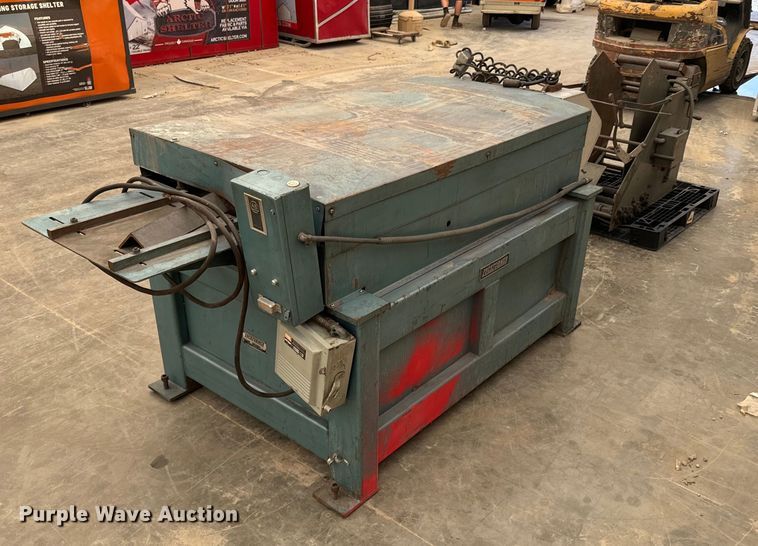 image for item DX0979 Lockformer 8HD metal forming machine