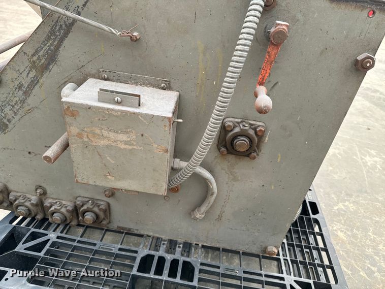 image for item DX0979 Lockformer 8HD metal forming machine