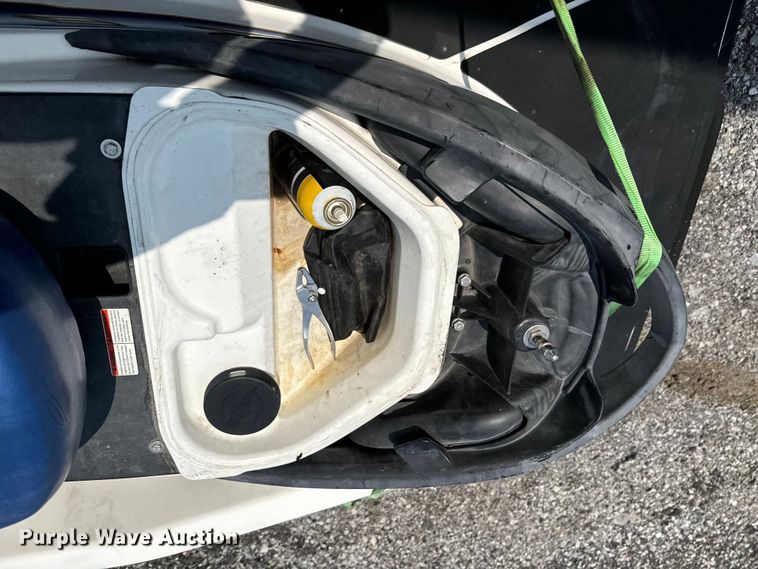 image for item DX0986 2002 SeaDoo GTX D1 personal watercraft