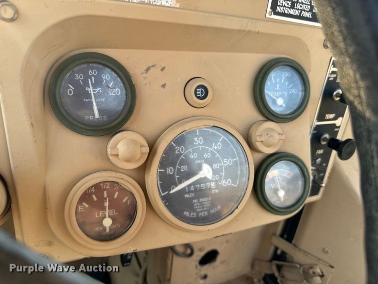 image for item DX0987 2007 AM General M1097R1 HMMWV SUV