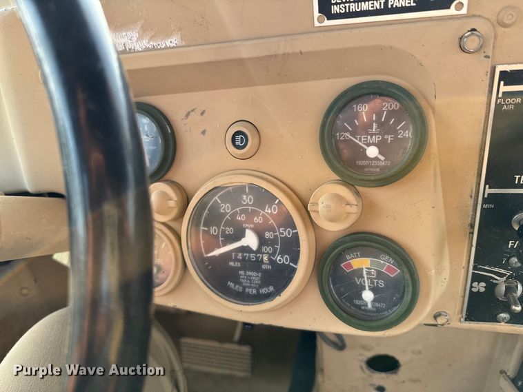 image for item DX0987 2007 AM General M1097R1 HMMWV SUV