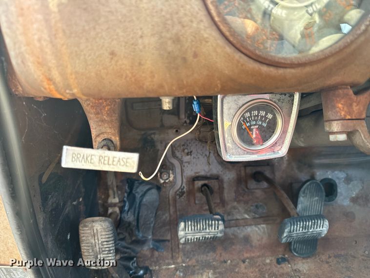 image for item DX0988 1951 GMC 1012 pickup truck