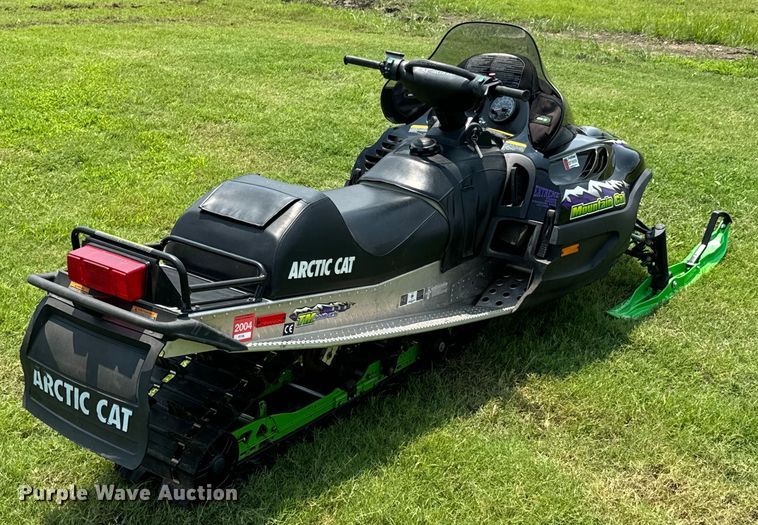 image for item DX0991 2001 Arctic Cat Mountain Cat snowmobile