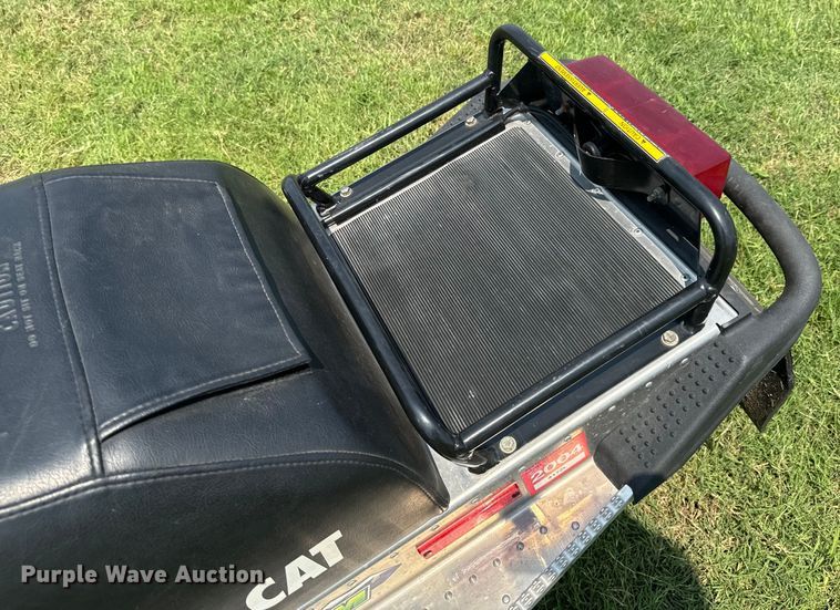 image for item DX0991 2001 Arctic Cat Mountain Cat snowmobile