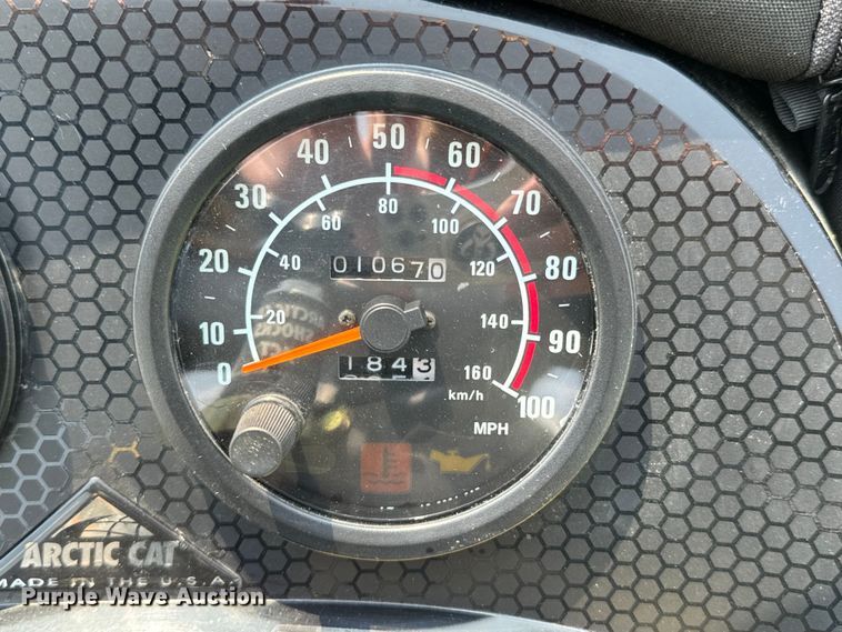 image for item DX0991 2001 Arctic Cat Mountain Cat snowmobile