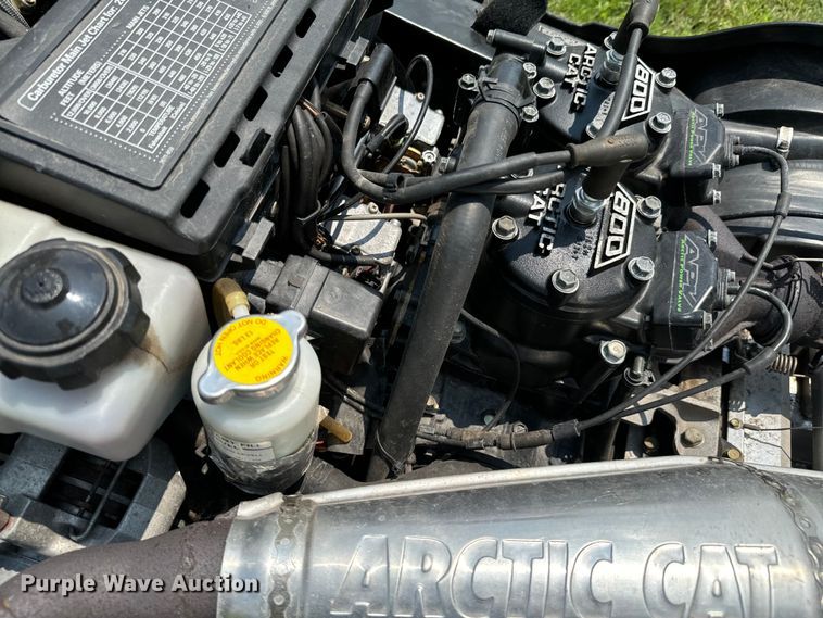 image for item DX0991 2001 Arctic Cat Mountain Cat snowmobile