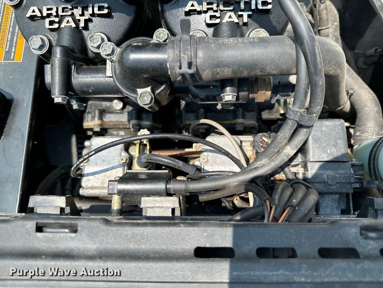 image for item DX0991 2001 Arctic Cat Mountain Cat snowmobile