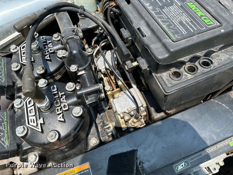 image for item DX0991 2001 Arctic Cat Mountain Cat snowmobile