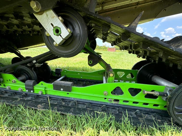 image for item DX0991 2001 Arctic Cat Mountain Cat snowmobile