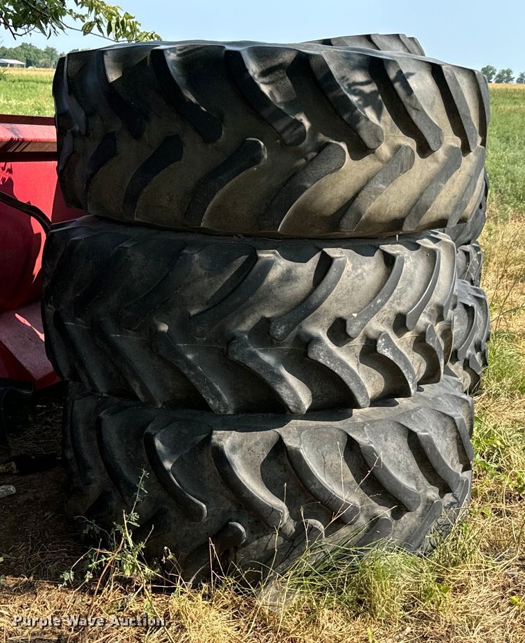 image for item DX1001 (8) tractor wheels and tires