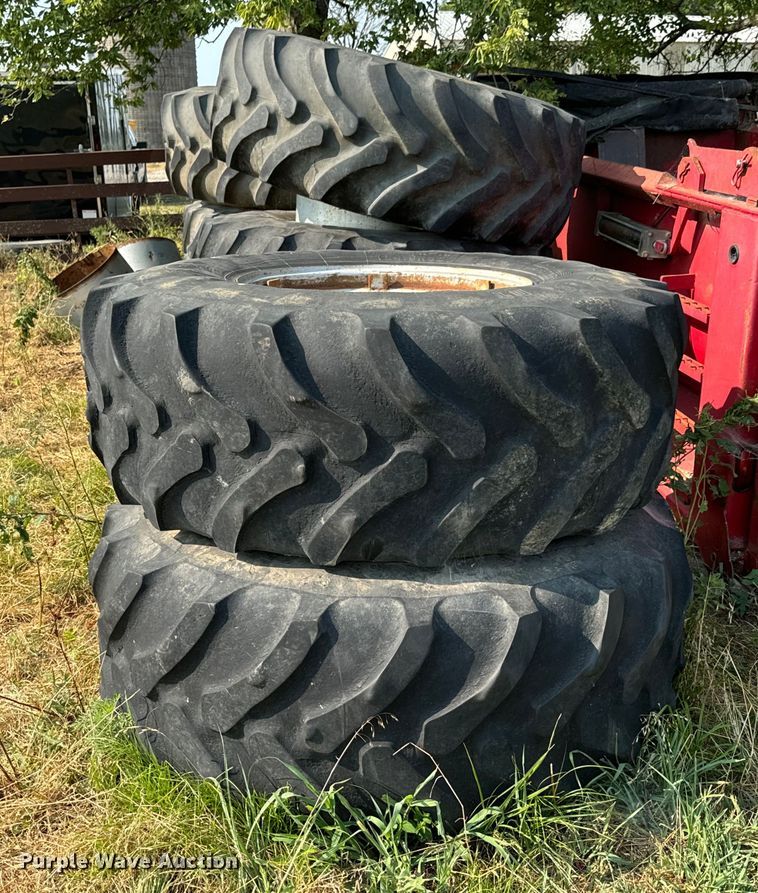 image for item DX1001 (8) tractor wheels and tires