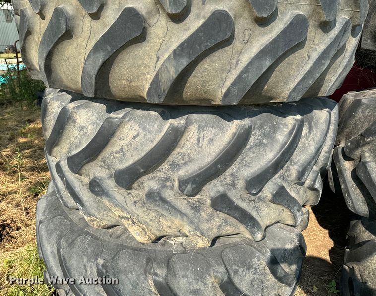 image for item DX1001 (8) tractor wheels and tires