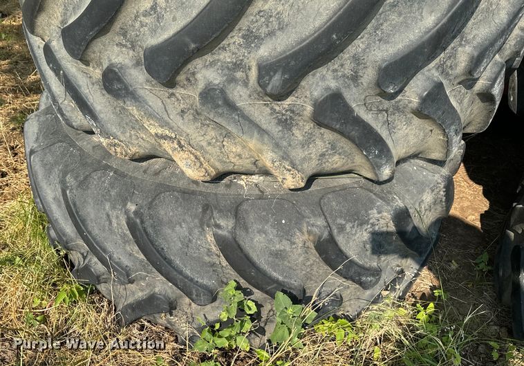 image for item DX1001 (8) tractor wheels and tires