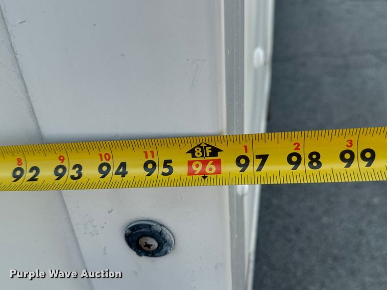 image for item DX1008 2016 Ford ECONOLINE box truck