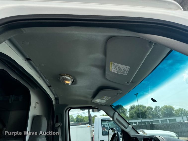 image for item DX1008 2016 Ford ECONOLINE box truck