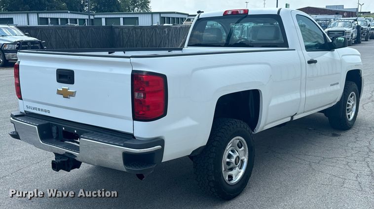 image for item DX1009 2015 Chevrolet Silverado 2500HD pickup truck