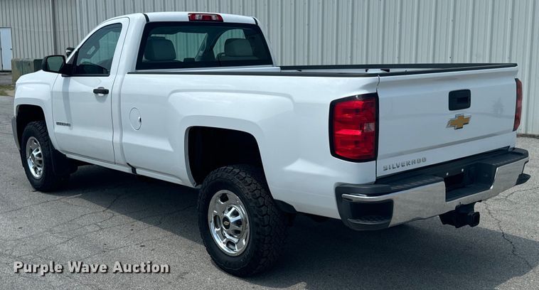 image for item DX1009 2015 Chevrolet Silverado 2500HD pickup truck