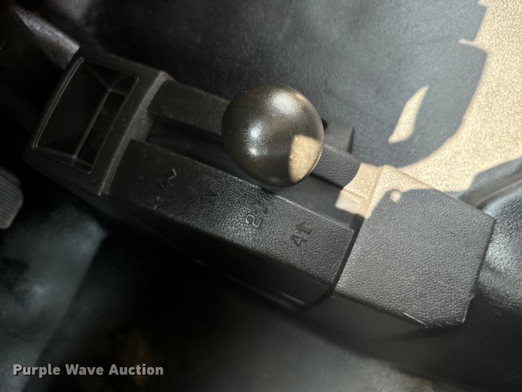 image for item DX1009 2015 Chevrolet Silverado 2500HD pickup truck