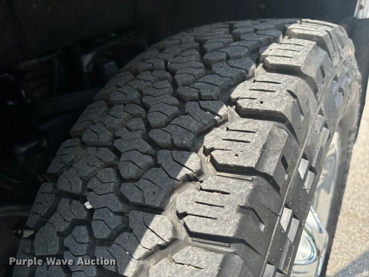 image for item DX1009 2015 Chevrolet Silverado 2500HD pickup truck