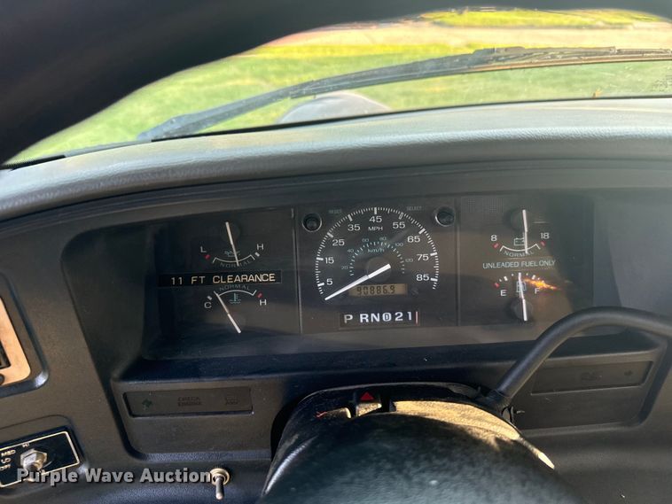 image for item DX3462 1992 Ford E350 RV