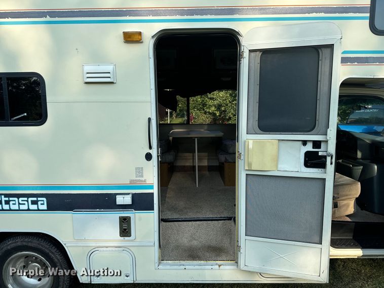image for item DX3462 1992 Ford E350 RV