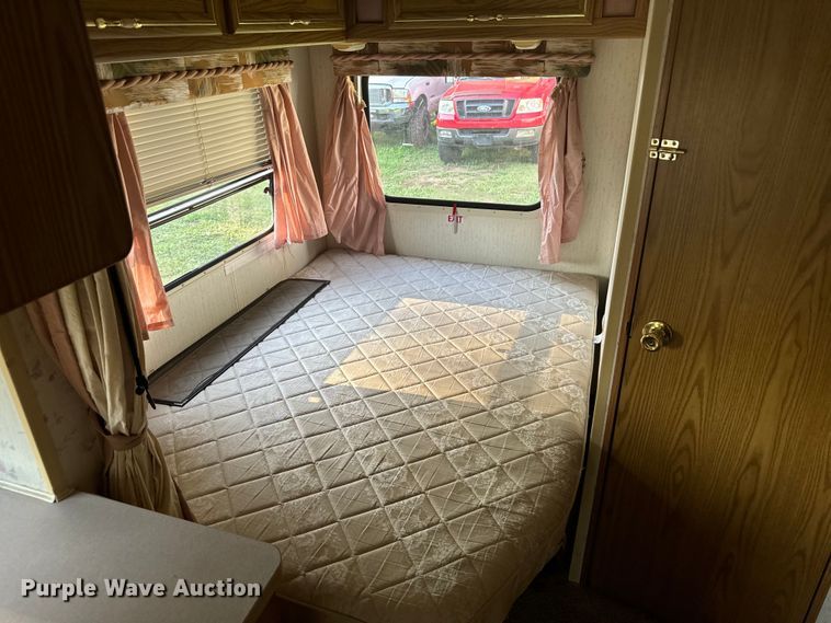 image for item DX3462 1992 Ford E350 RV