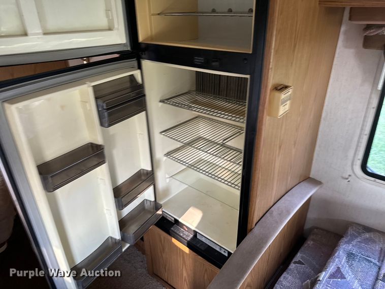 image for item DX3462 1992 Ford E350 RV