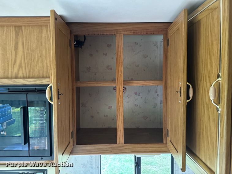 image for item DX3462 1992 Ford E350 RV