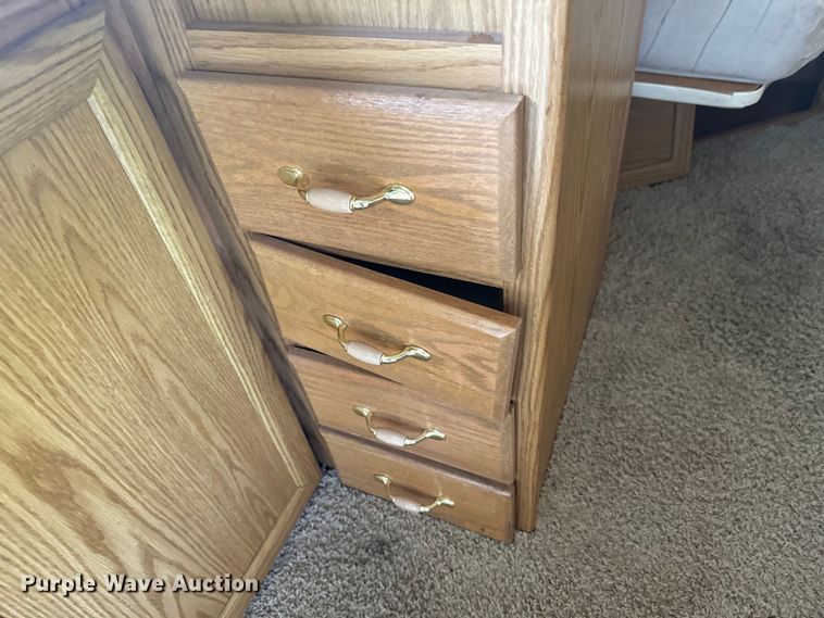 image for item DX3462 1992 Ford E350 RV