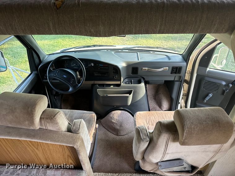 image for item DX3462 1992 Ford E350 RV