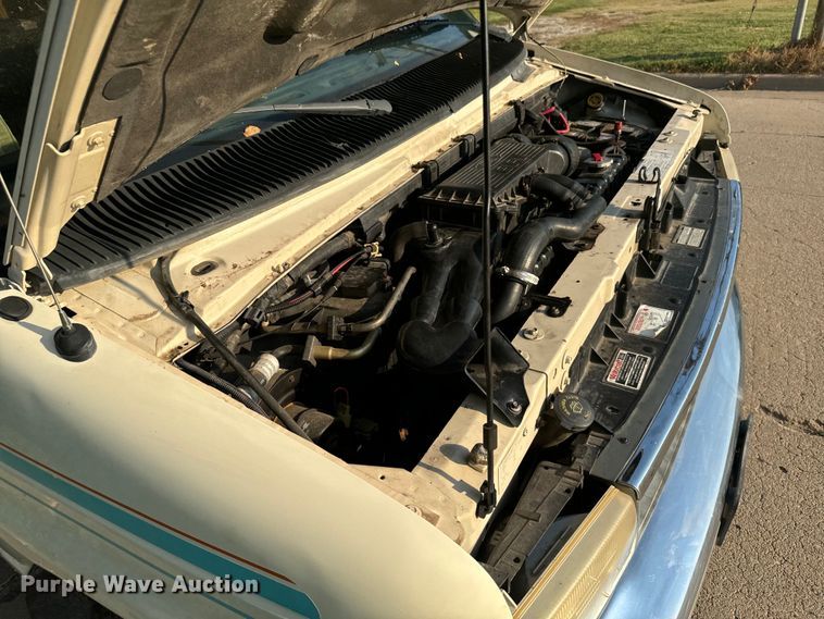 image for item DX3462 1992 Ford E350 RV