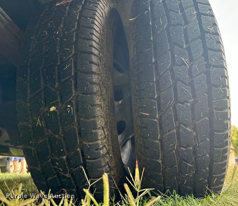 image for item DX3462 1992 Ford E350 RV