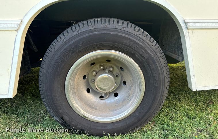 image for item DX3462 1992 Ford E350 RV