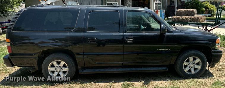 image for item DX3463 2005 GMC Yukon Denali XL SUV