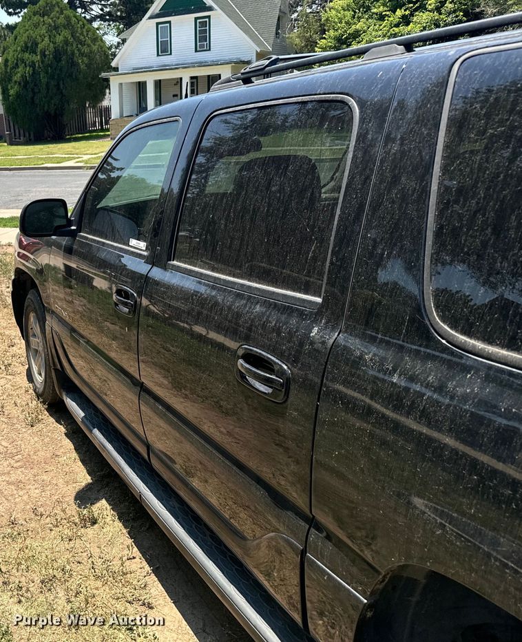 image for item DX3463 2005 GMC Yukon Denali XL SUV