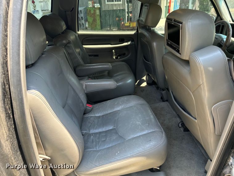 image for item DX3463 2005 GMC Yukon Denali XL SUV