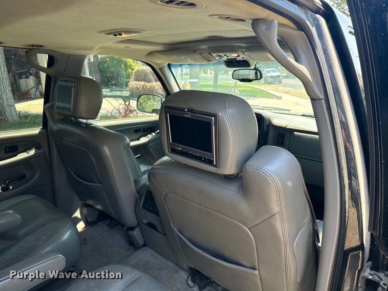 image for item DX3463 2005 GMC Yukon Denali XL SUV