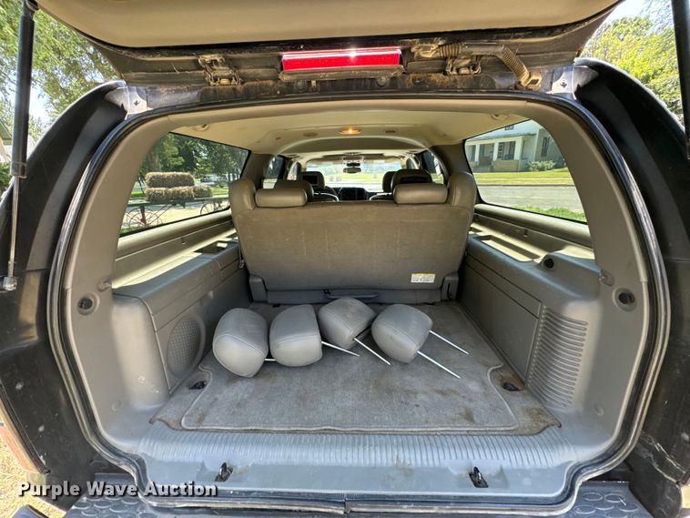 image for item DX3463 2005 GMC Yukon Denali XL SUV