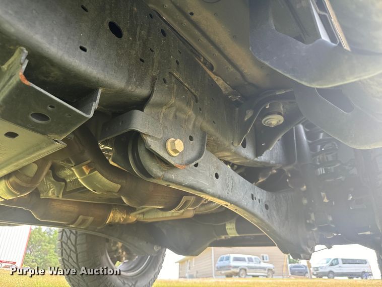 image for item DX3484 2023 Ford F250 Super Duty XLT Crew Cab pickup truck