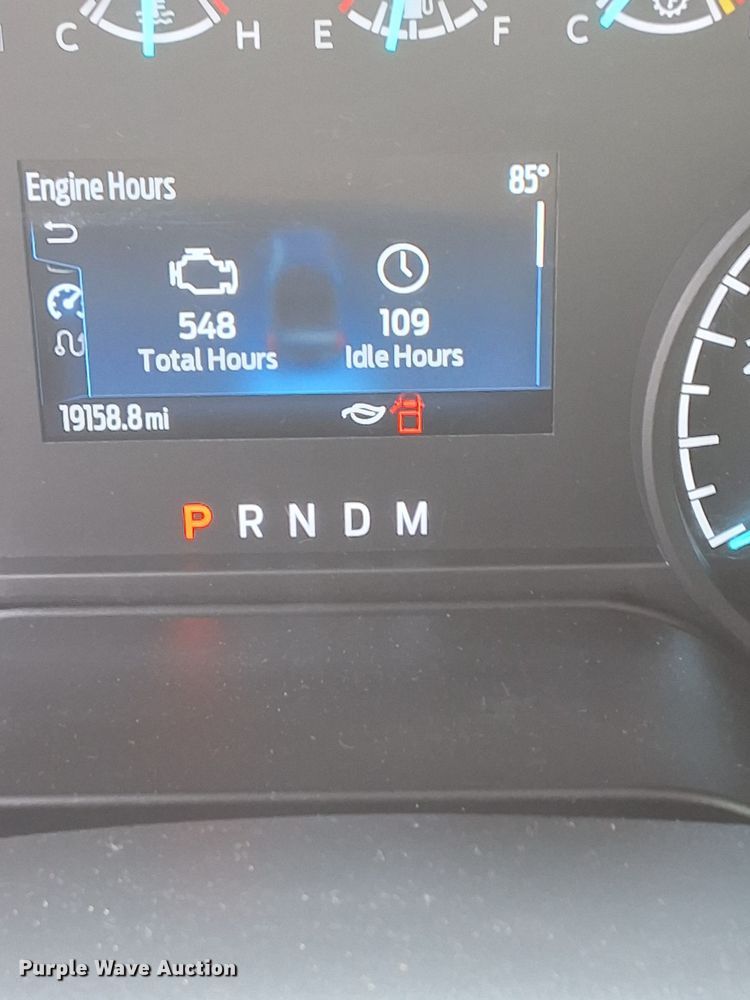 image for item DX3484 2023 Ford F250 Super Duty XLT Crew Cab pickup truck