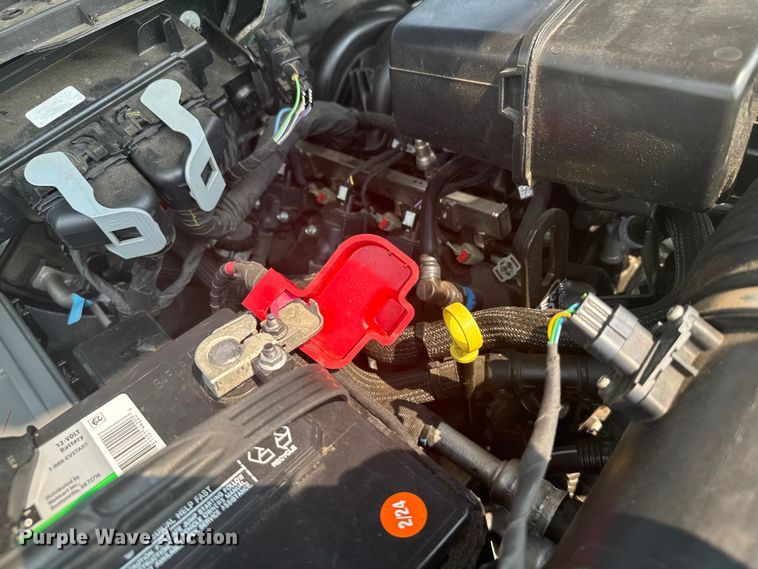 image for item DX3484 2023 Ford F250 Super Duty XLT Crew Cab pickup truck