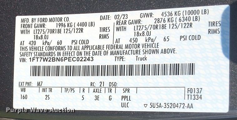 image for item DX3484 2023 Ford F250 Super Duty XLT Crew Cab pickup truck