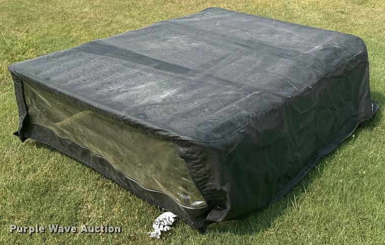 image for item DX3484 2023 Ford F250 Super Duty XLT Crew Cab pickup truck