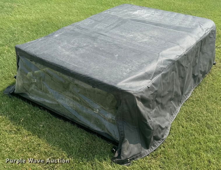 image for item DX3484 2023 Ford F250 Super Duty XLT Crew Cab pickup truck