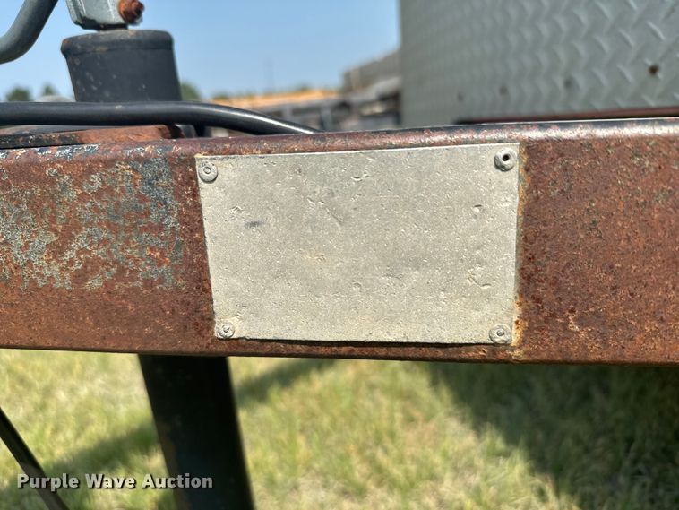 image for item DX3492 1992 Pace American  UTILITY enclosed cargo trailer